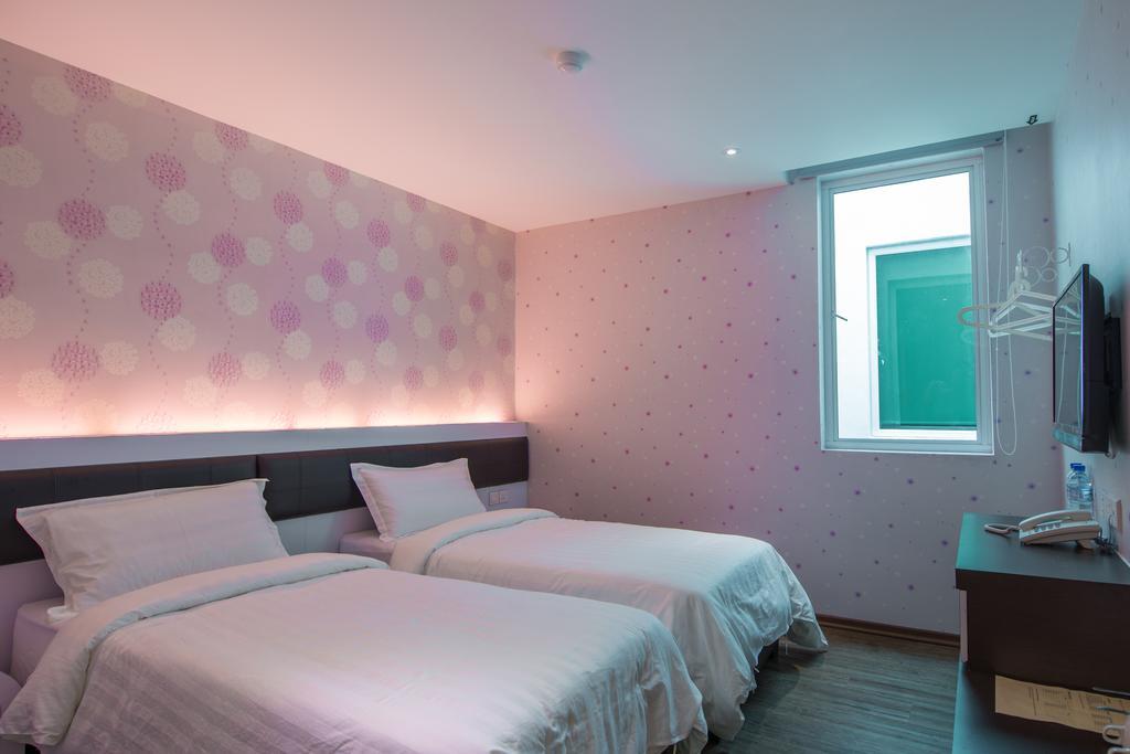 Riverfront Sentral Hotel Malacca Buitenkant foto
